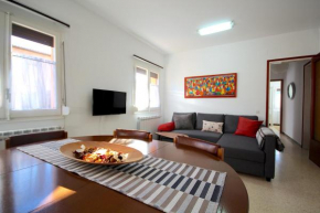 Гостиница Ca La Lluïsa - Holiday Apartment  Salàs de Pallars